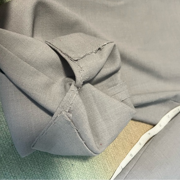 Talbot Hampshire Cropped Pant in Grey size 10P - Picture 9 of 12